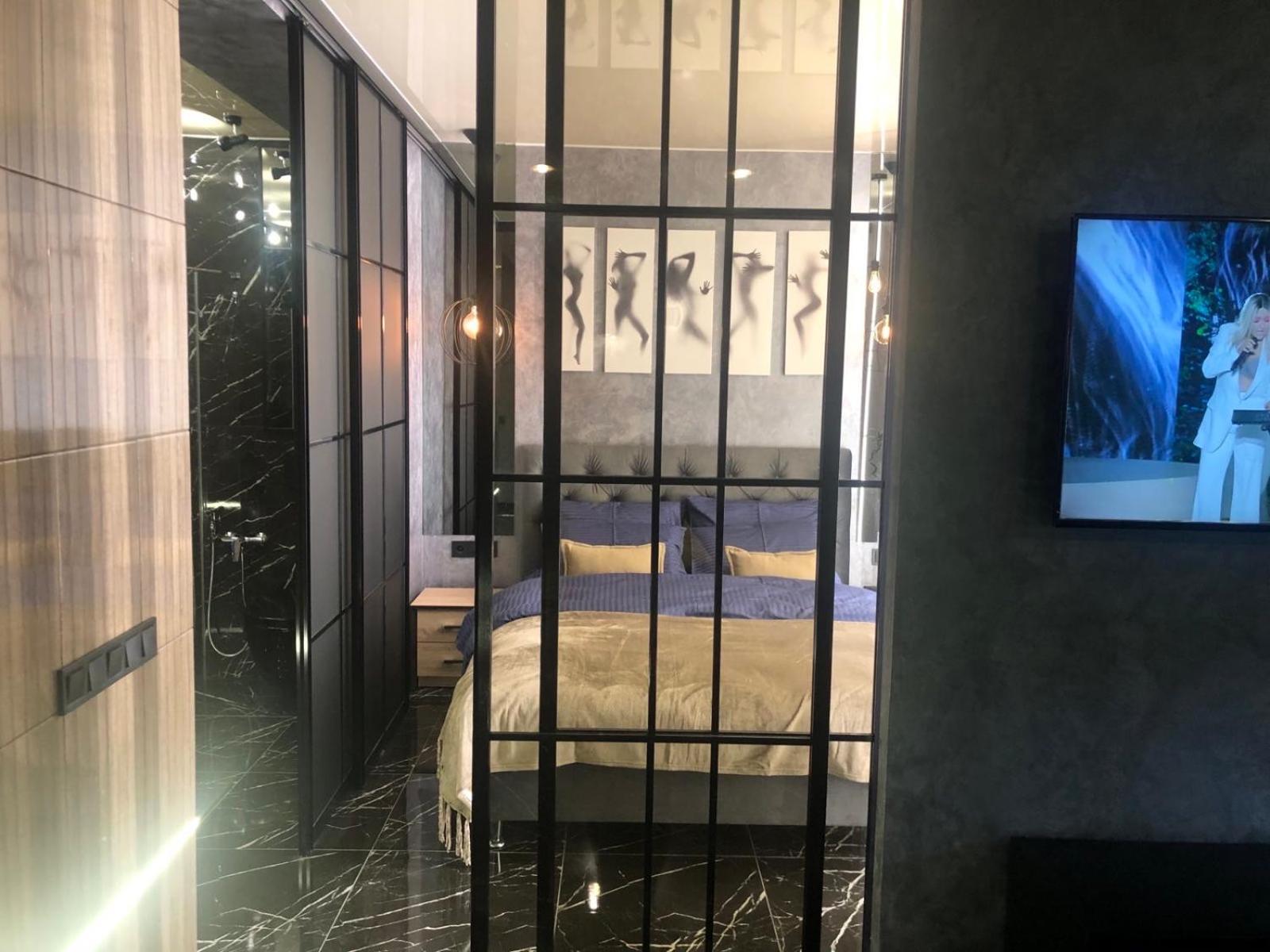Luxury Design Apartments In The Center Of Kiev Ngoại thất bức ảnh