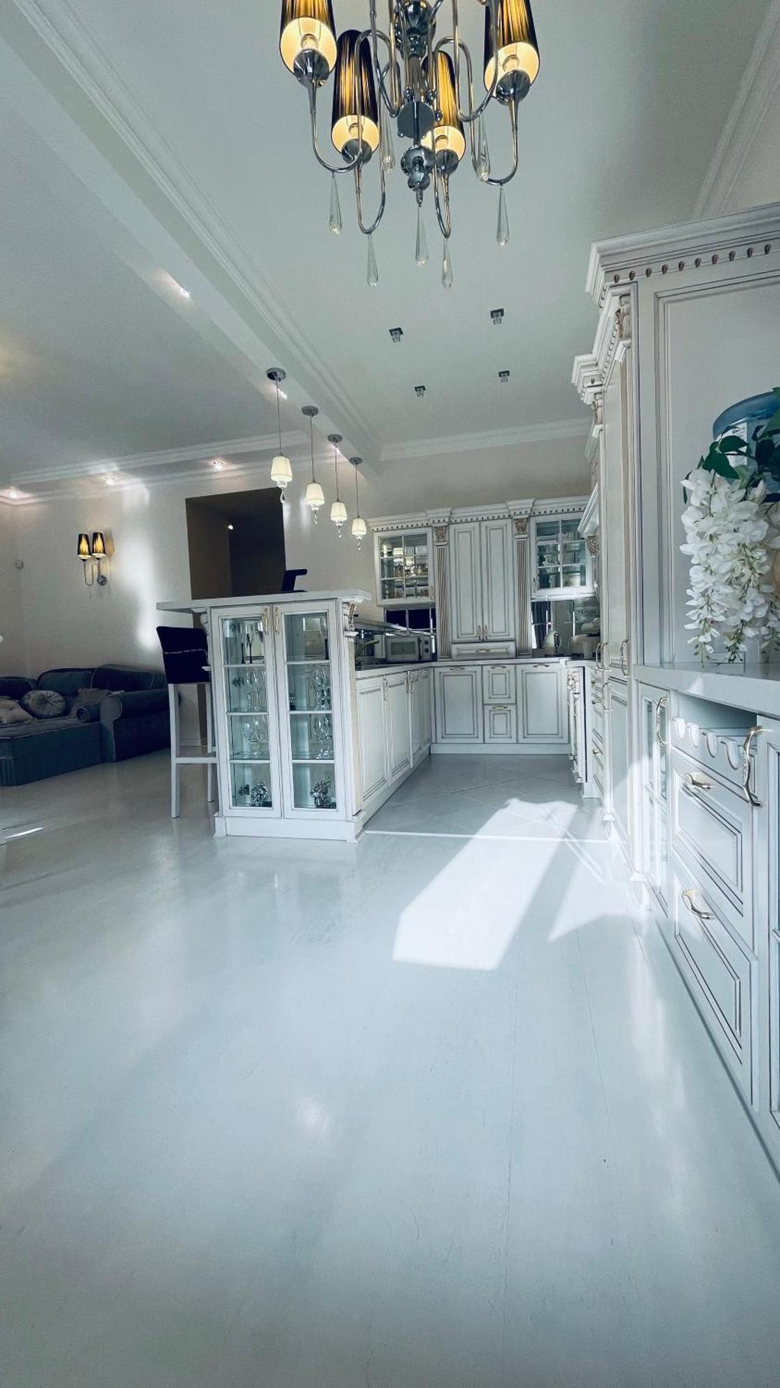 Luxury Design Apartments In The Center Of Kiev Ngoại thất bức ảnh