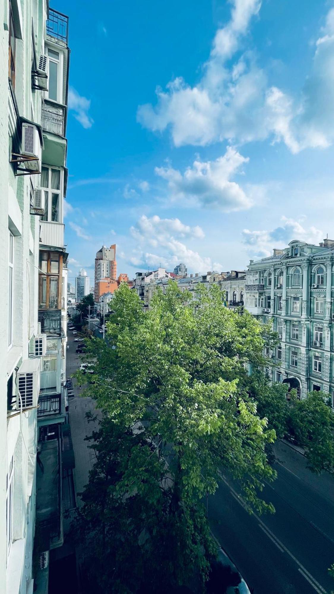 Luxury Design Apartments In The Center Of Kiev Ngoại thất bức ảnh